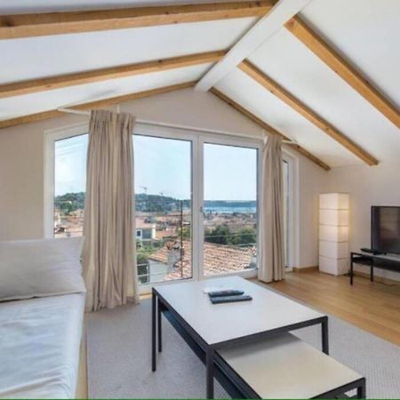 Апартаменты Sea View House Fontera Ровинь Экстерьер фото
